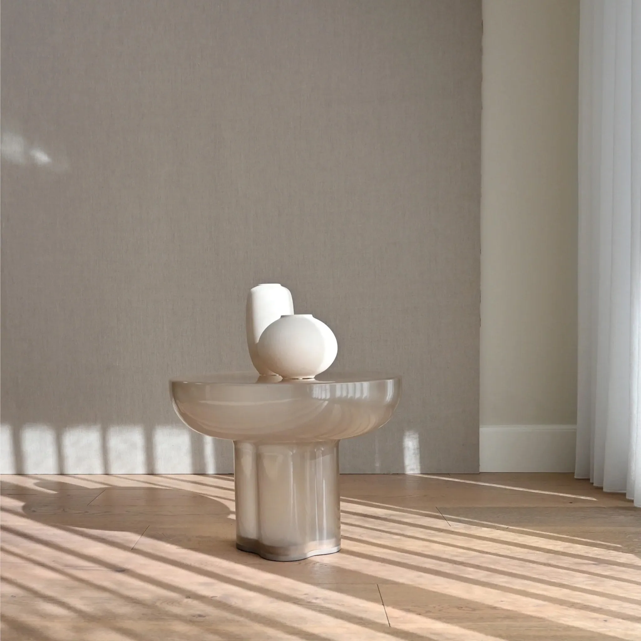 101 COPENHAGEN Crown Table, Low, Smoked Desert