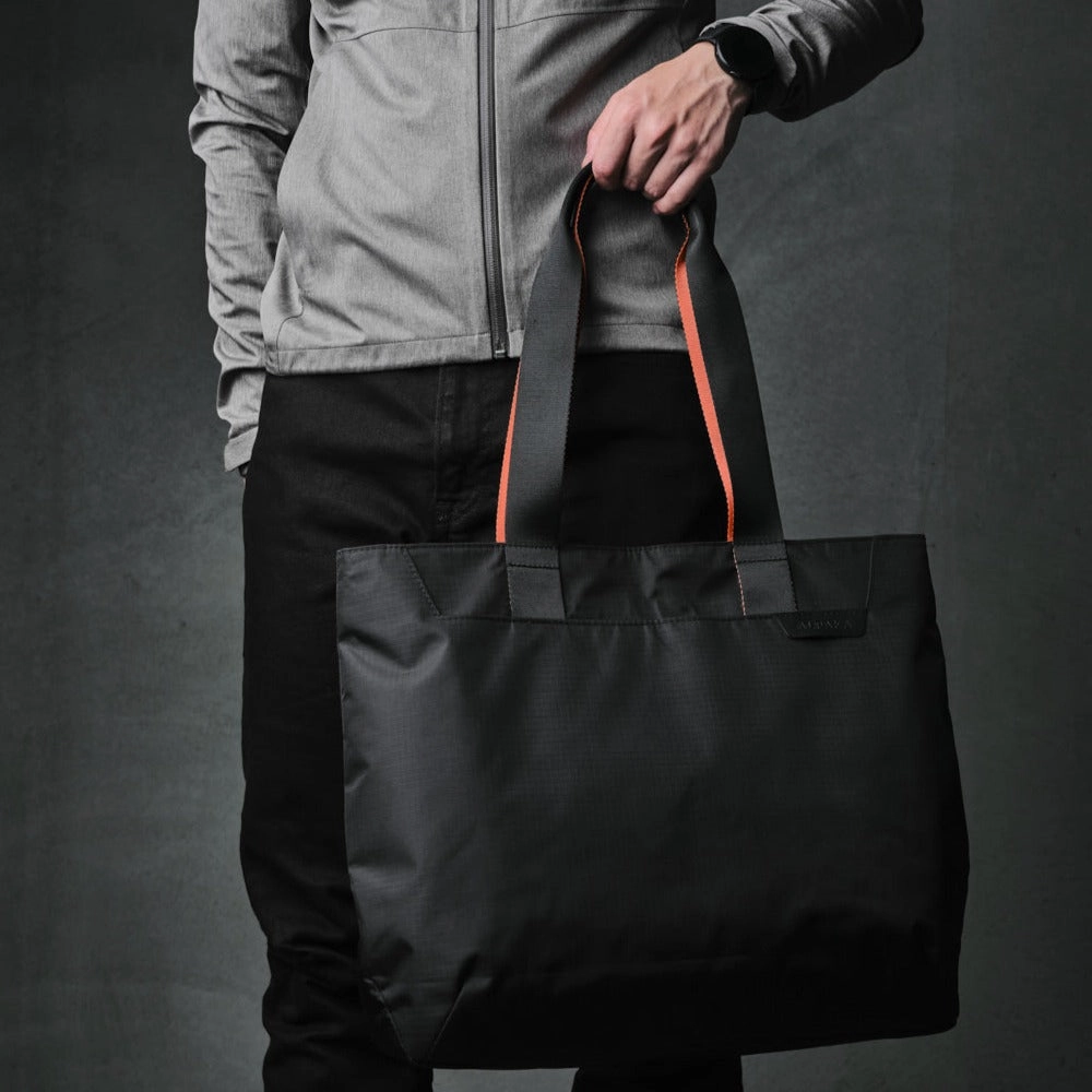 Alpaka Element Tote (M) Today Only Savings