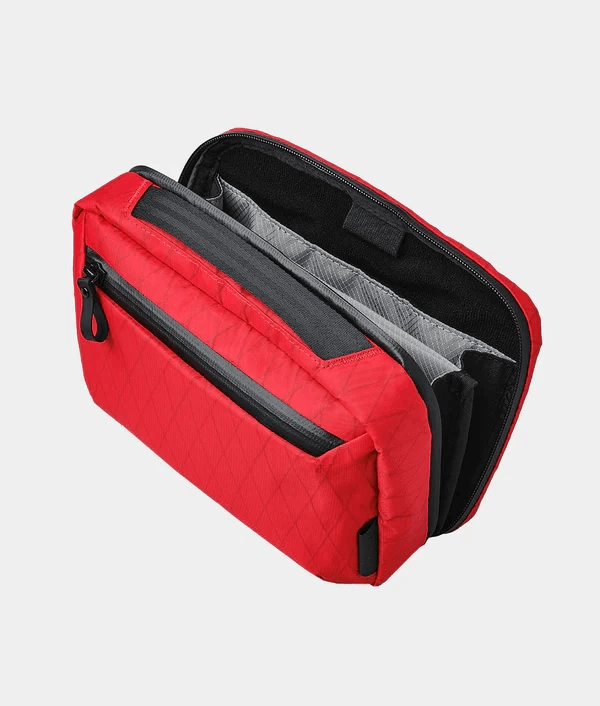 Daily Hot Deal Alpaka Elements Tech Case Sling Max