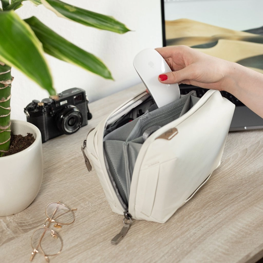 Peak Design Tech Pouch (2L) Dont Miss This Deal