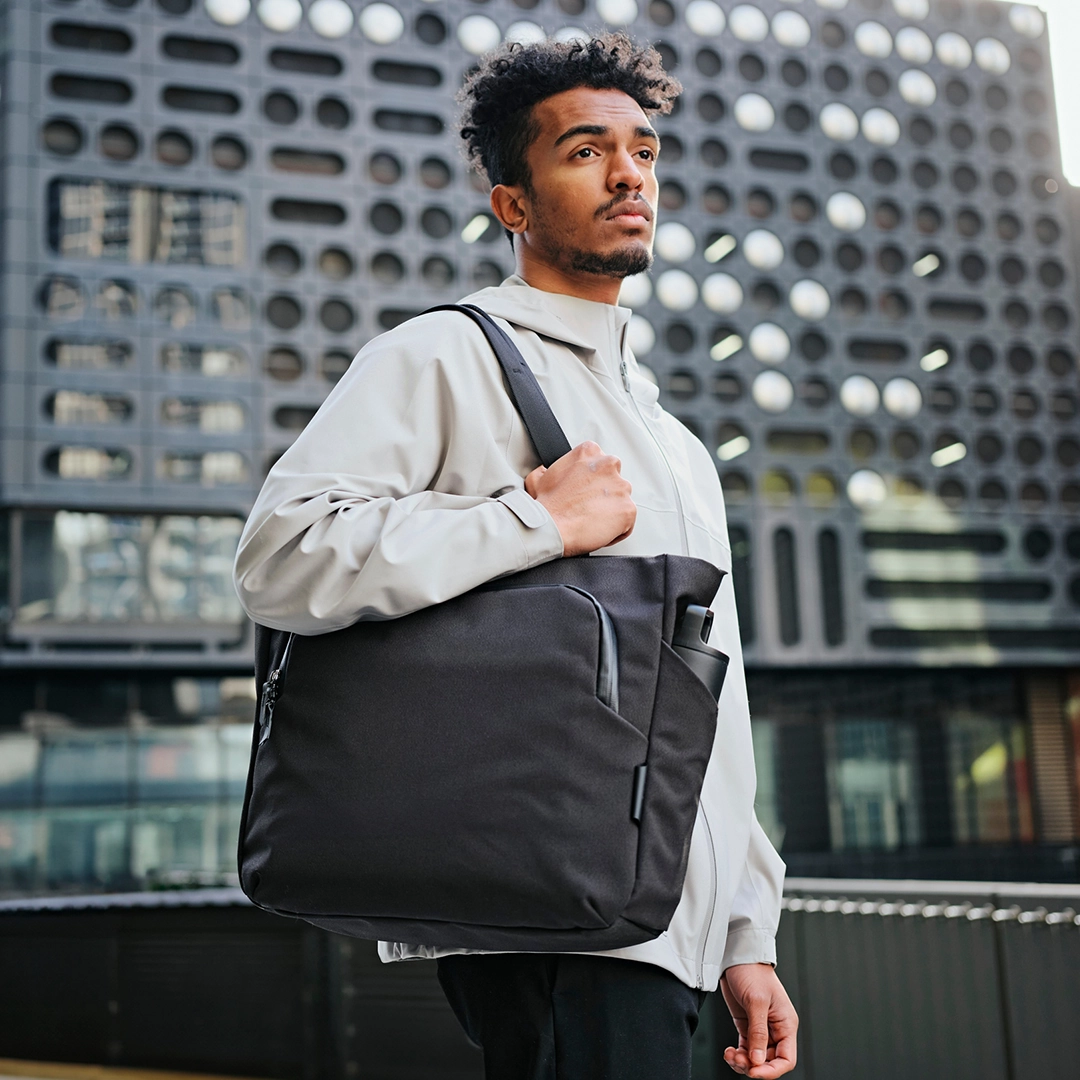 Bravo Tote MustHave Items Online Exclusive Offer