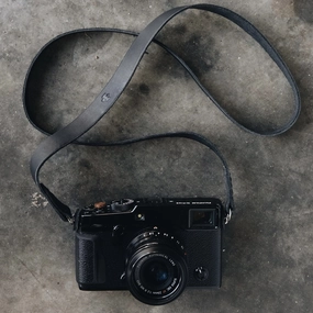 Clever Supply Minimal Camera Strap (Split Ring) 40" - Black Trending Deals Today