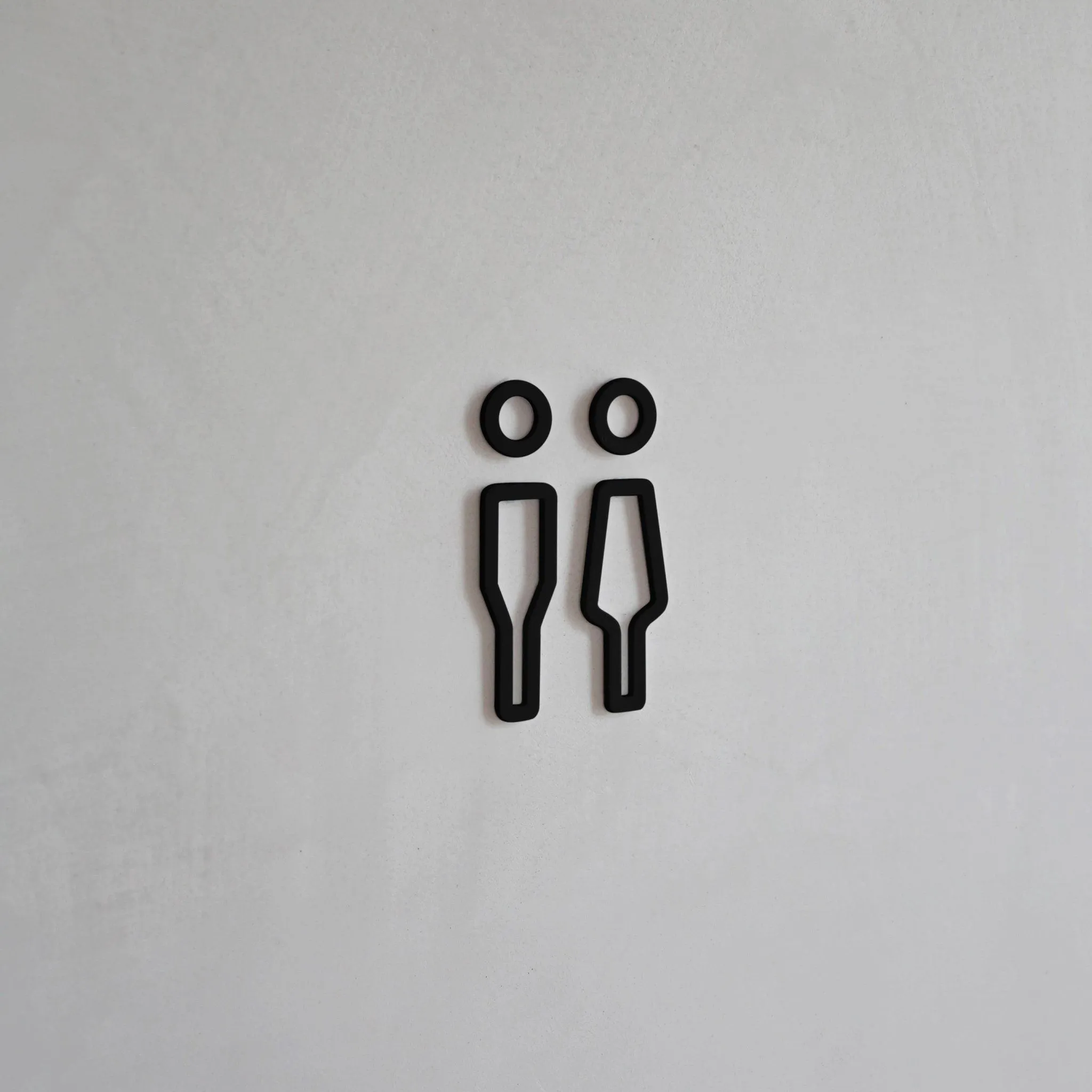 DESIGNSTUFF Signage, Restroom, Her/Him, Black