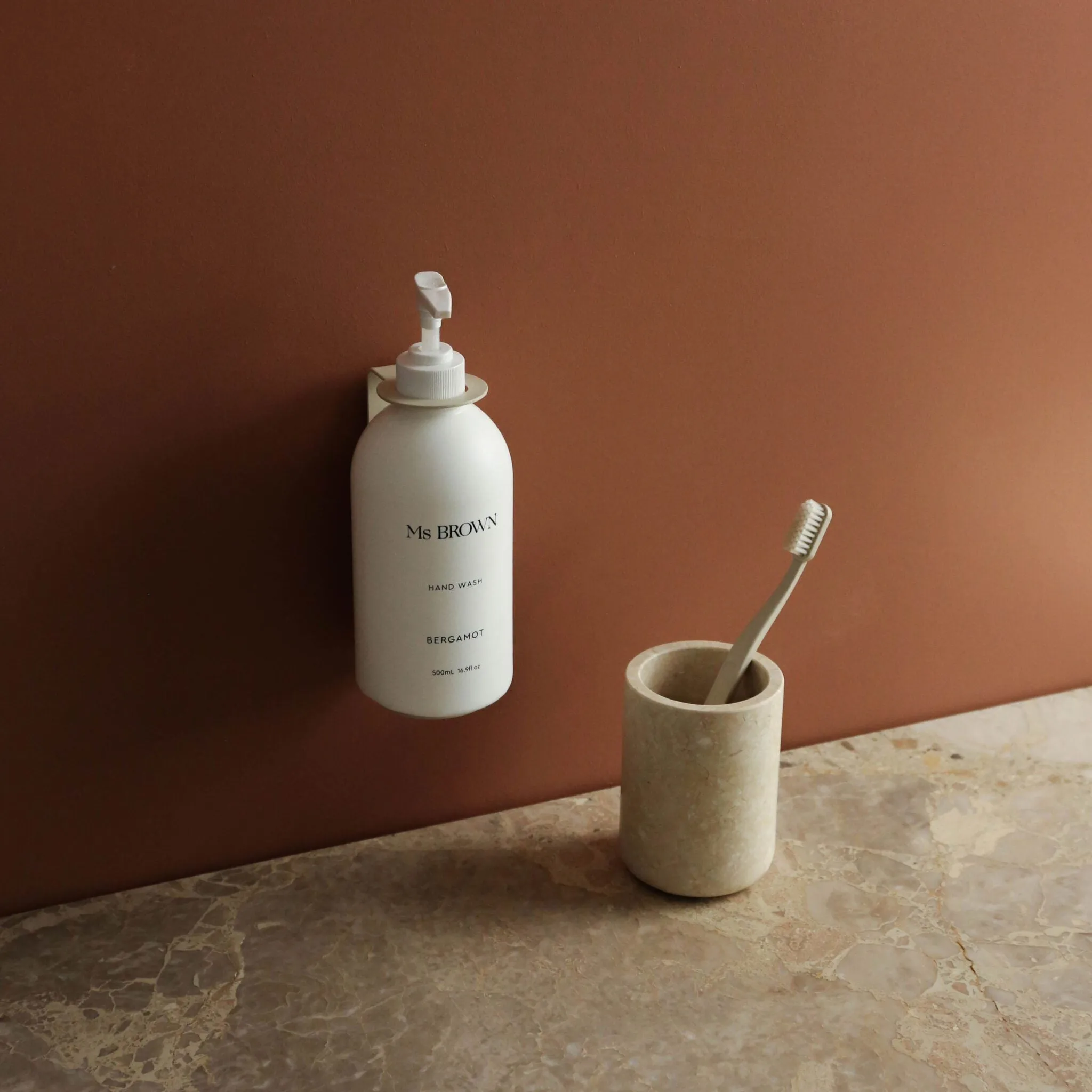 DESIGNSTUFF Single Soap Dispenser Holder, Sand