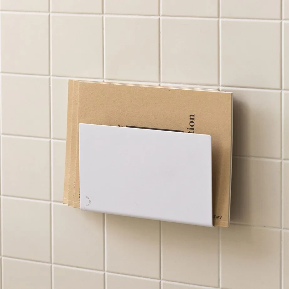 DESIGNSTUFF Wall Mounted Magazine Holder, White