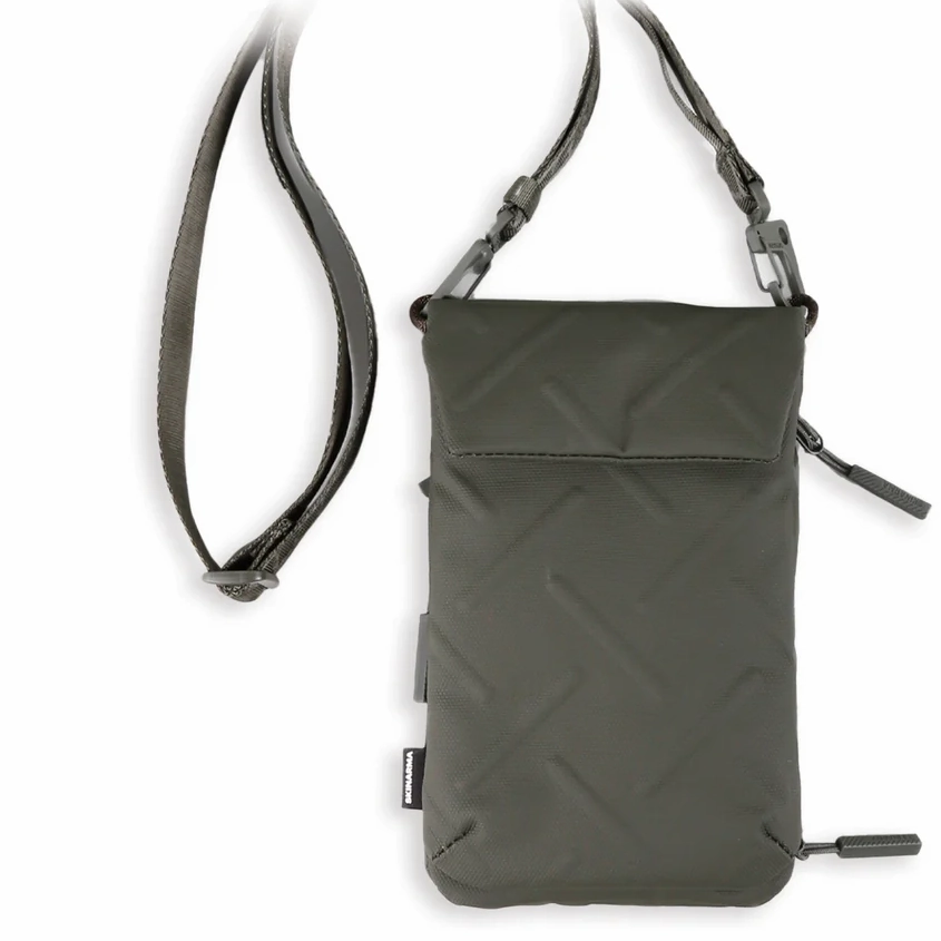 Hot Pick Online Shop Hot Picks Skinarma Juno Sling Bag   Scout Lanyard