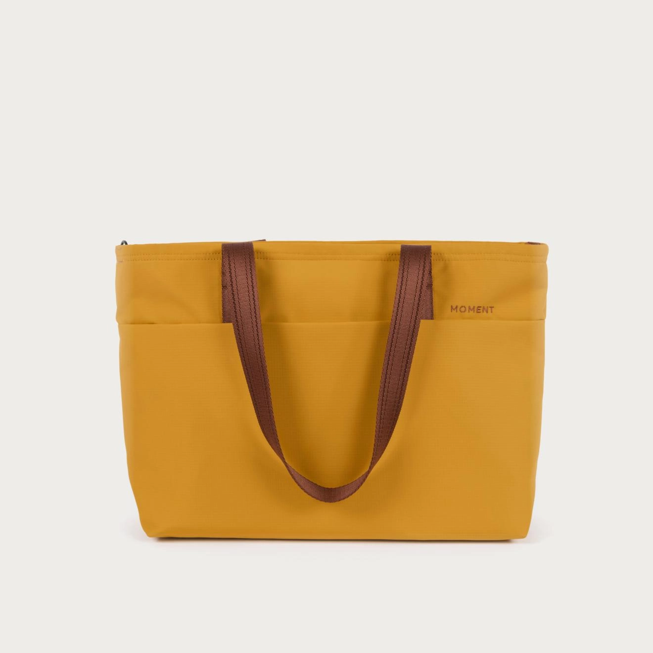 Everything Tech Tote 19L Big Price Drop