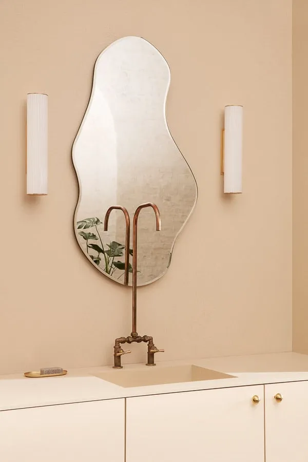 FERM LIVING Pond Mirror Large, Dark Chrome