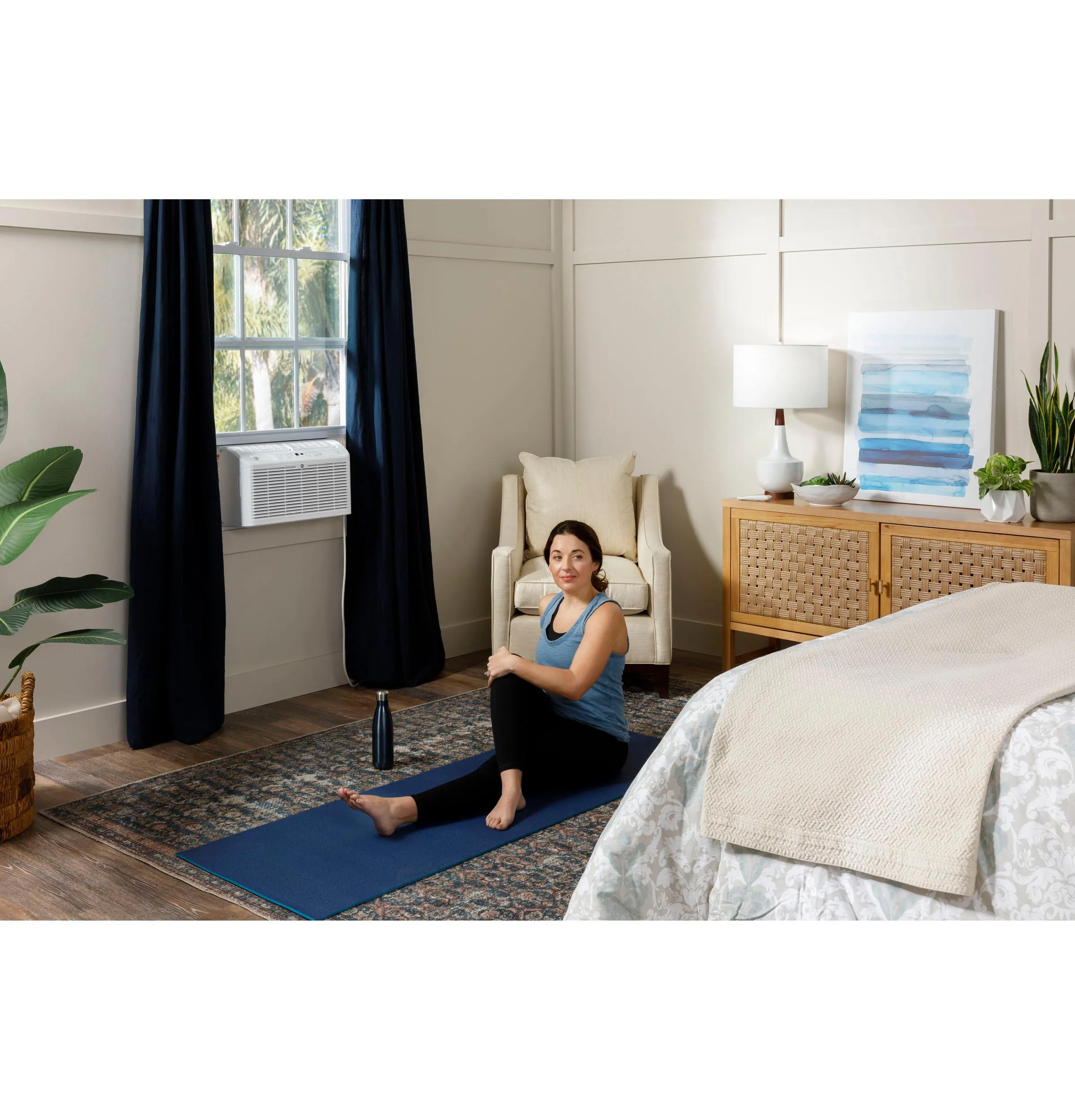 Ge Appliances AHEL08BB Ge? 8,000 Btu Ultra Quiet Window Air Conditioner For Medium Rooms Up To 350 Sq. Ft.