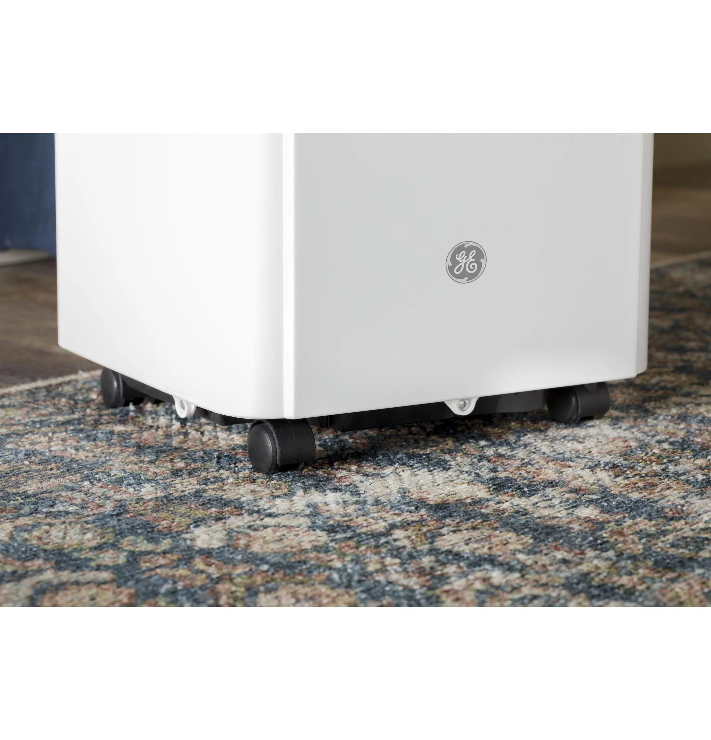 Ge Appliances APFA08YBMW Ge? 8,000 Btu Portable Air Conditioner For Small Rooms Up To 150 Sq Ft. (5,300 Btu Sacc)