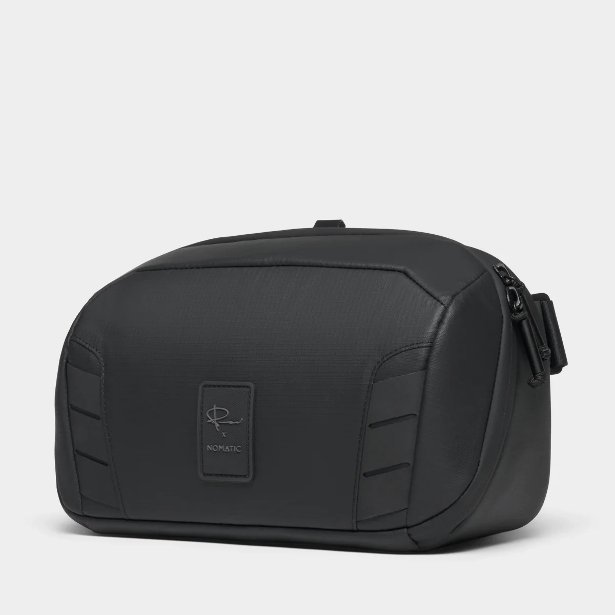 Nomatic Mckinnon Sling 5L - Black Dont Miss Out
