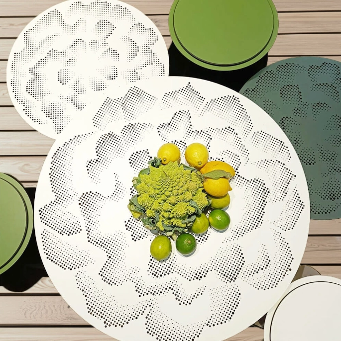 Home Ibride Parodia Magnifica Indoor/Outdoor Table 55 - Small
