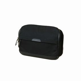 Online Exclusive Deal Clever Supply Co. Camera Sling Bag, 6L - Black