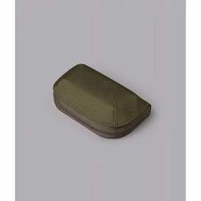 Clearance Alert Now Shop Now Save Alpaka Hub Zip Pocket Axoflux 300D
