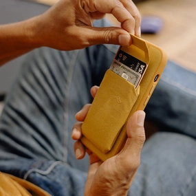 Mobile Wallet - Peak Design Clearance Steal Today