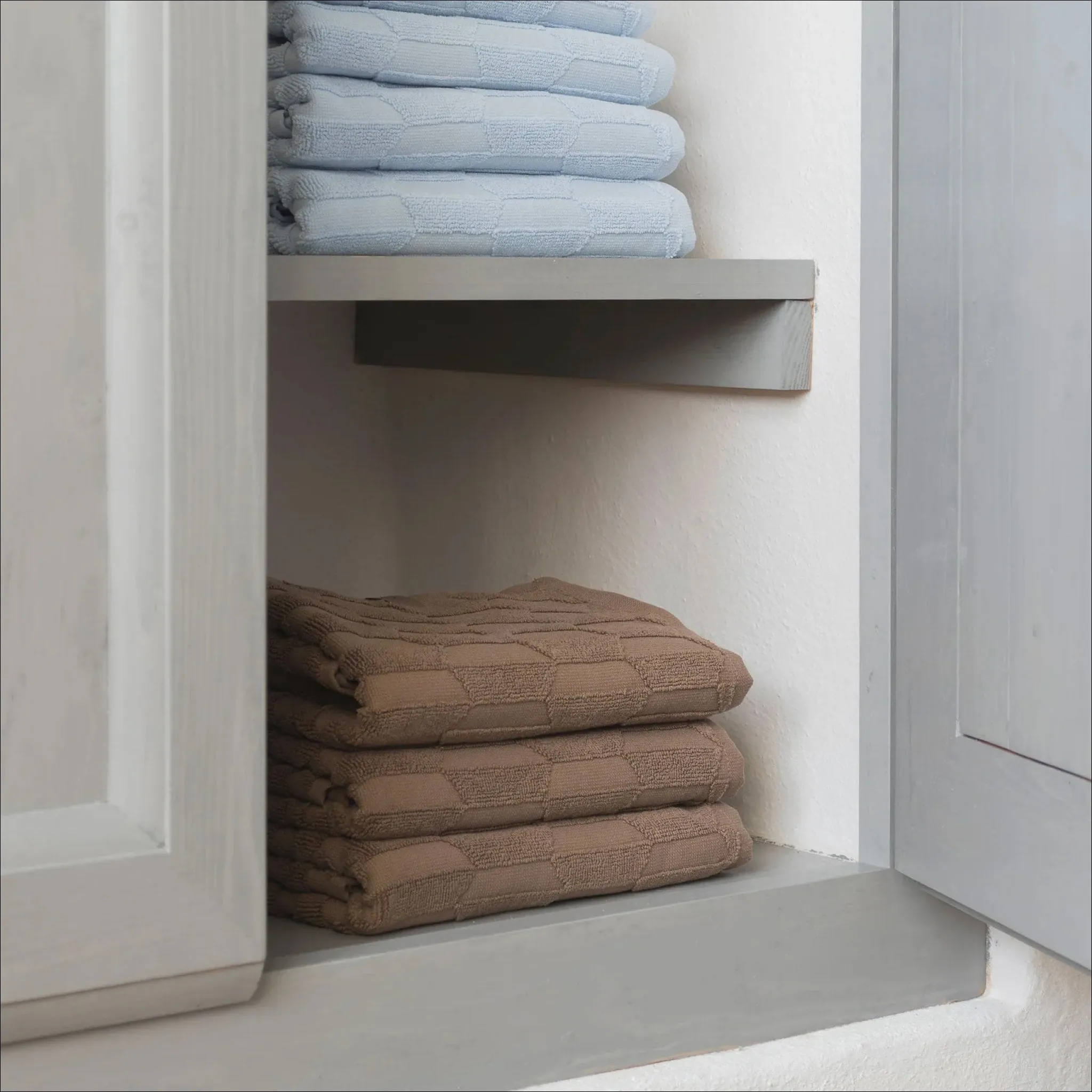 METTE DITMER Geo Bath Towel, Organic Cotton, 70x133cm, Nougat