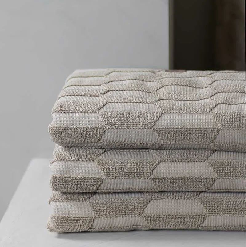 METTE DITMER Geo Towel, Organic Cotton, 50x95cm, Sand