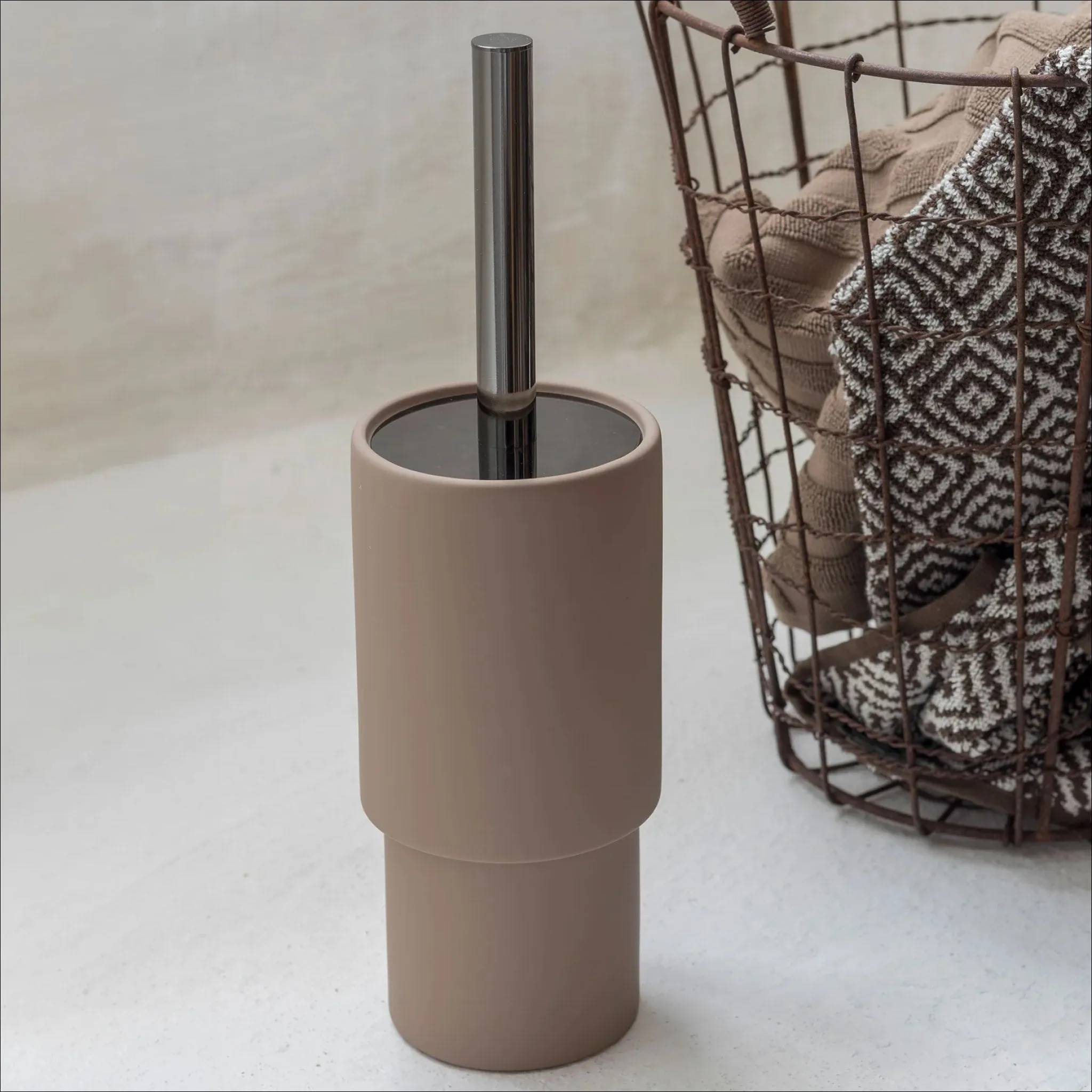 METTE DITMER Shades Toilet Brush Holder H21cm, Nougat
