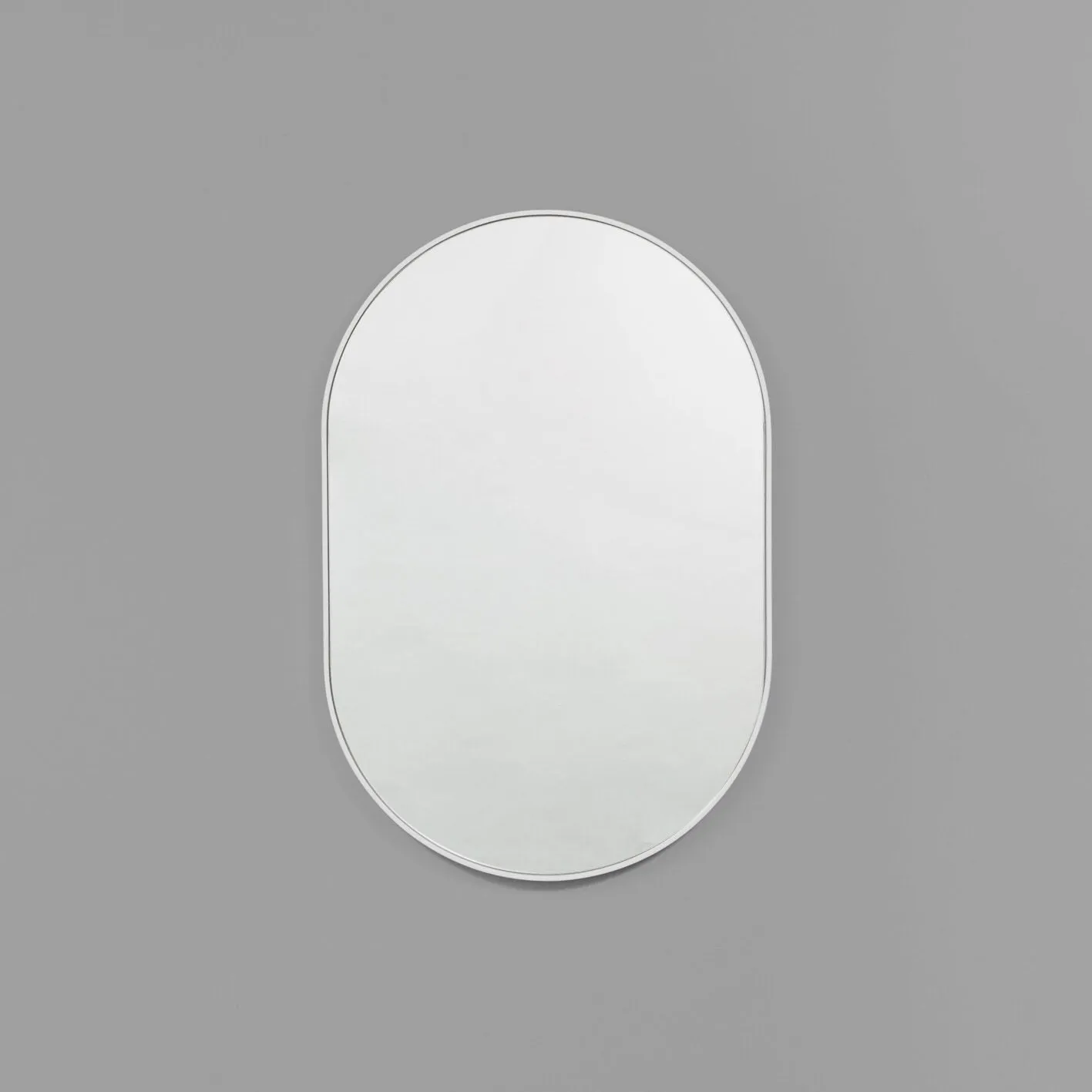 MIDDLE OF NOWHERE Bjorn Oval Mirror, White, 50x75cm