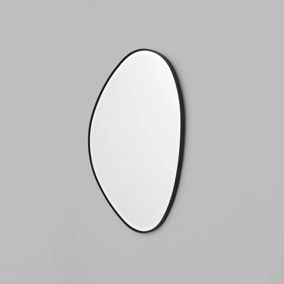 MIDDLE OF NOWHERE Pebble Mirror, Black, 70x90cm