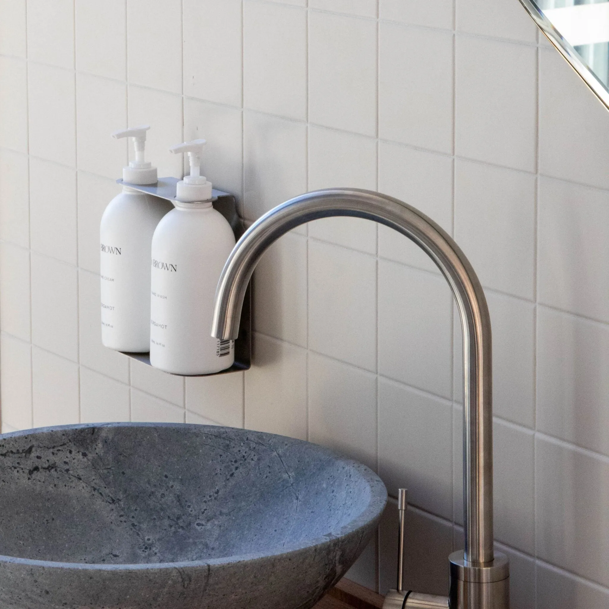 PRE-ORDER  DESIGNSTUFF Dual Soap Dispenser Holder, Brushed Steel
