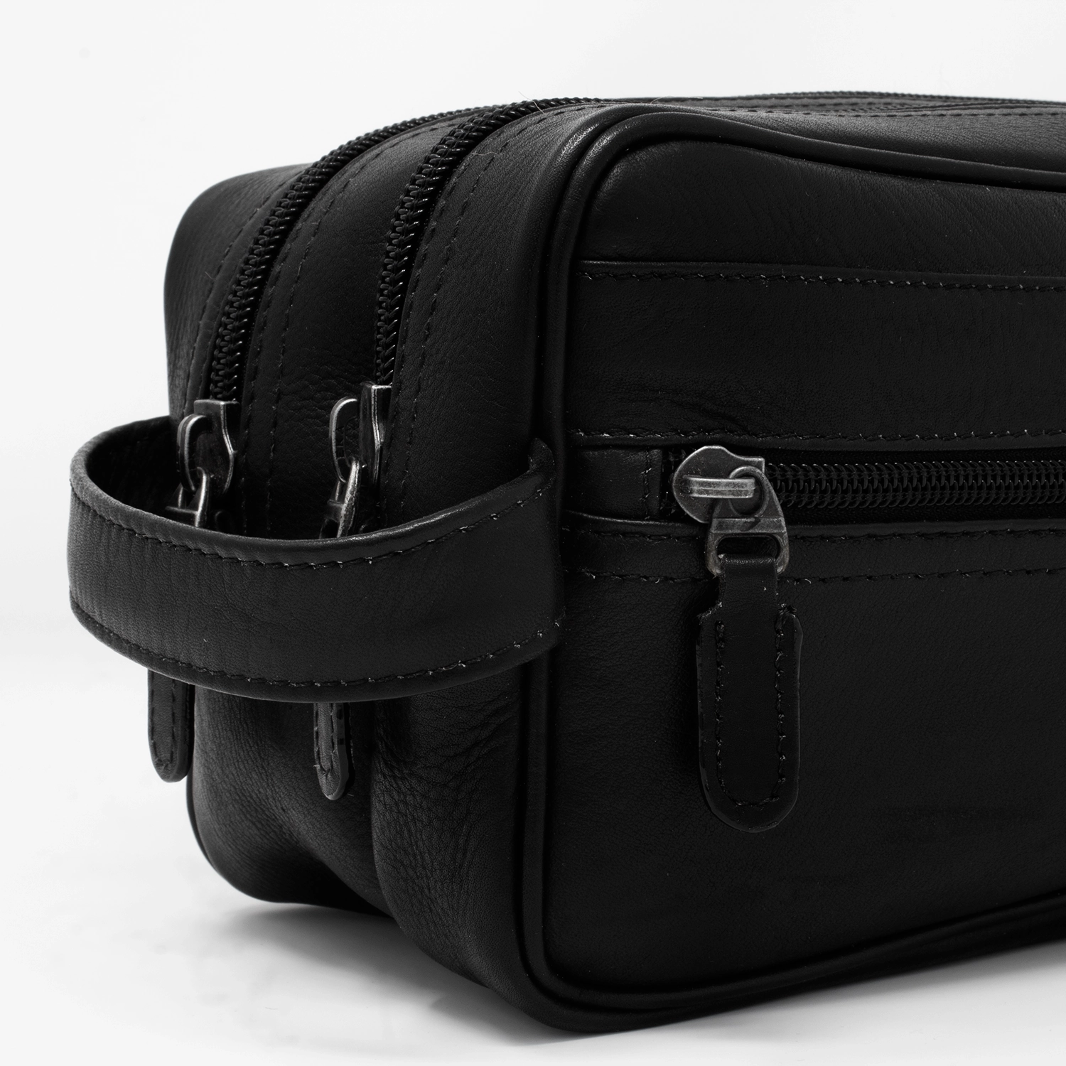 Dorado Double Pocket Shave Kit Online Exclusive Deal