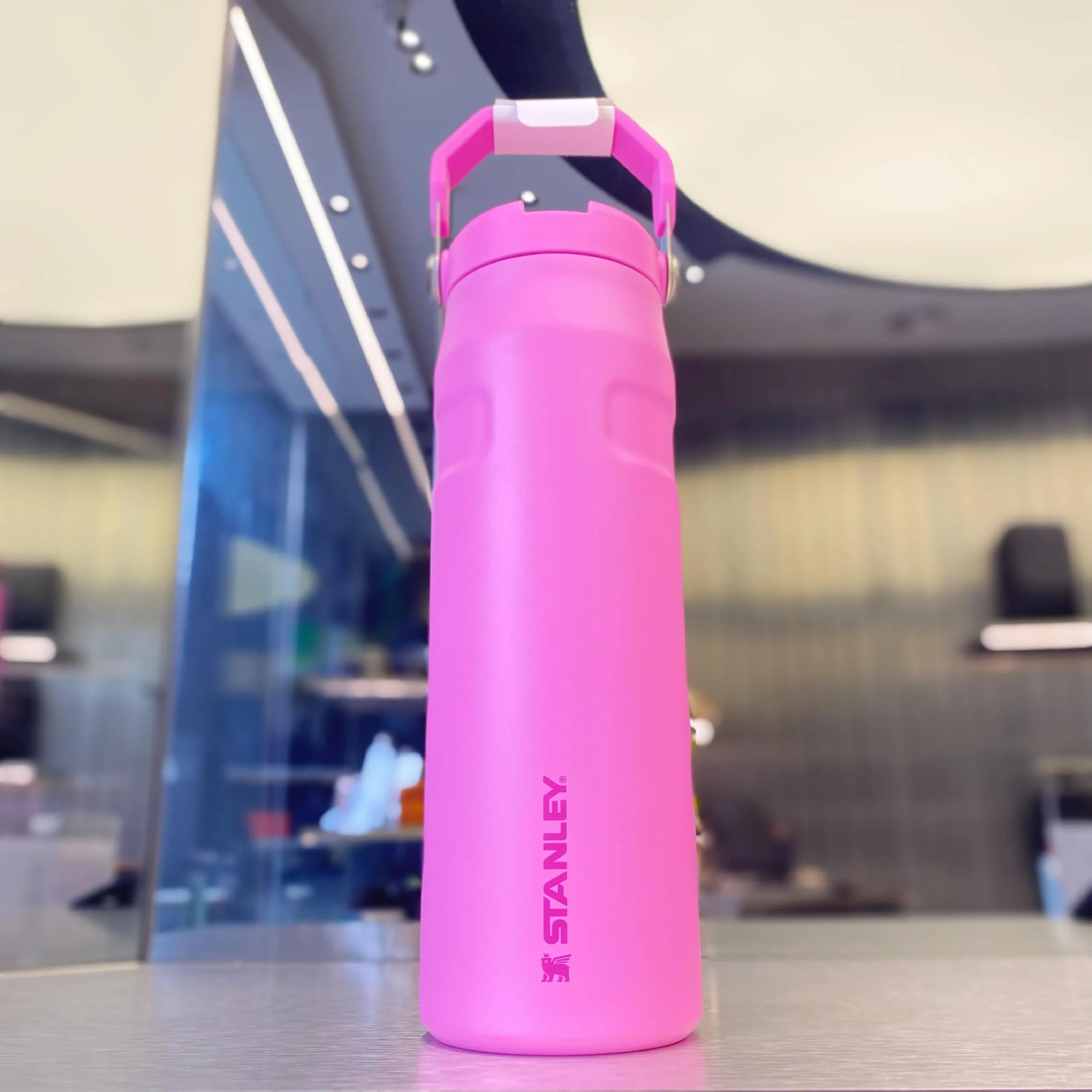 EndofWeek Deals The Iceflow? Bottle With Flip Straw Lid