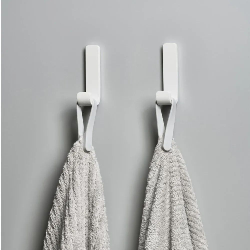 ZONE DENMARK A-Hook, White