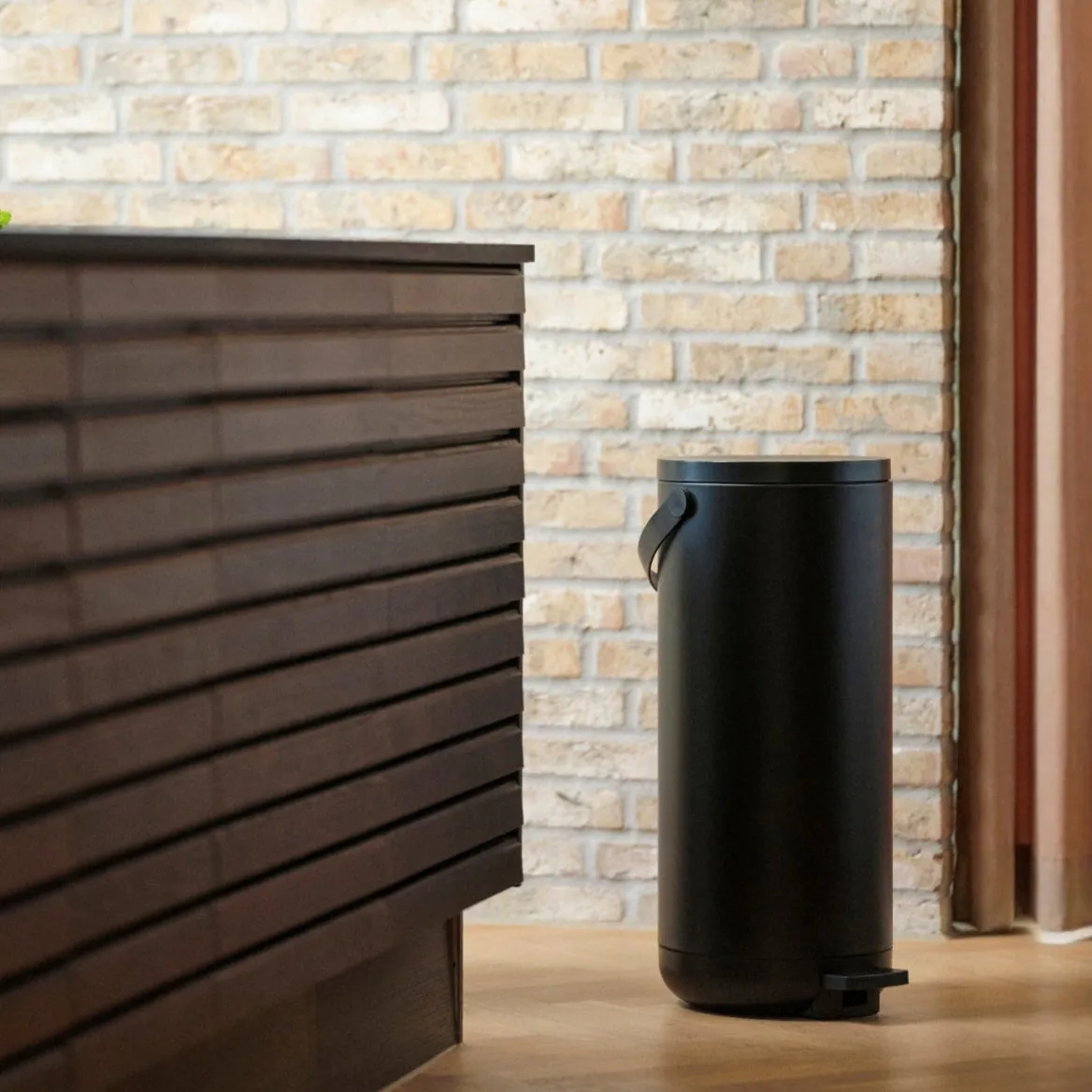 ZONE DENMARK Circular Pedal Bin 35L/H65cm, Black