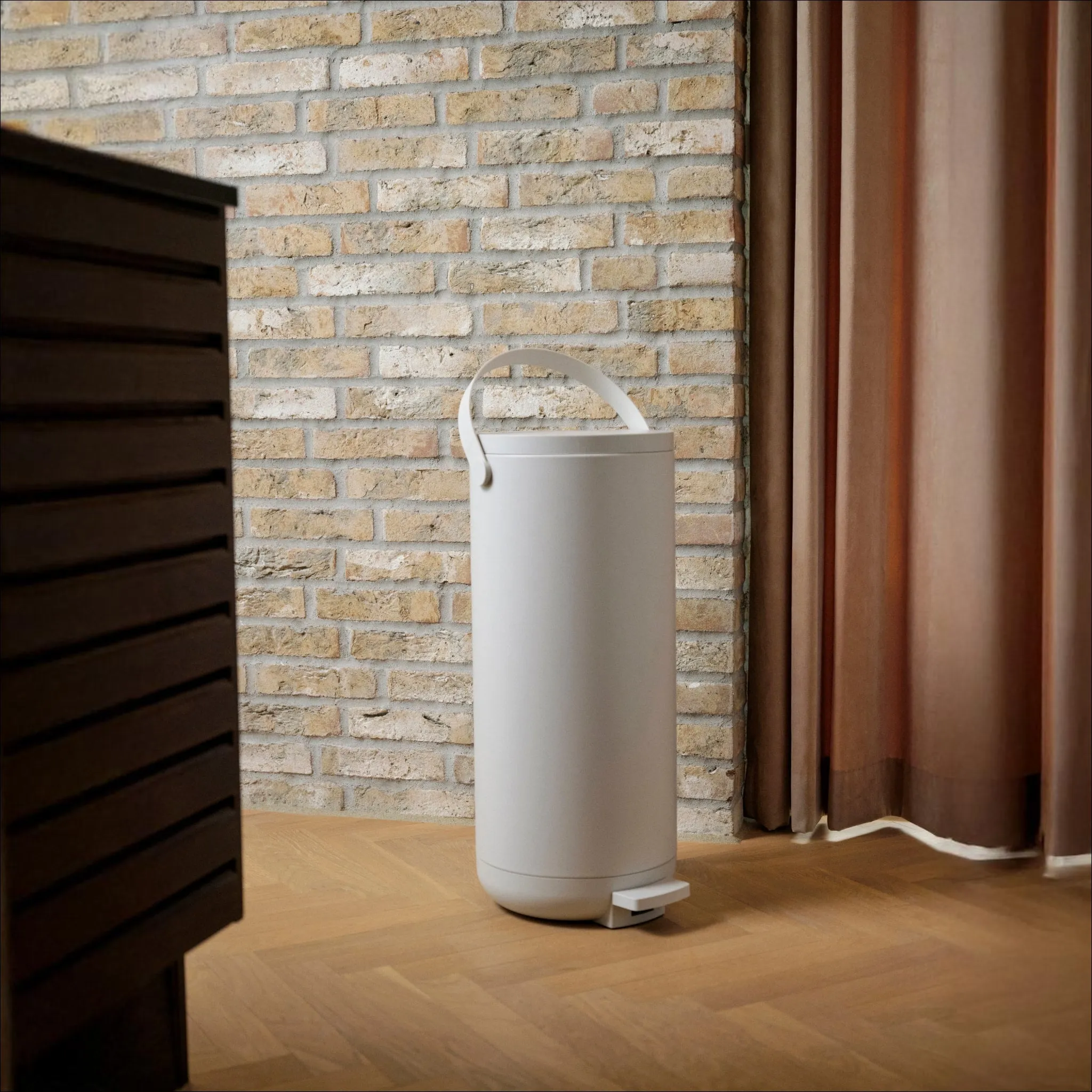 ZONE DENMARK Circular Pedal Bin 35L/H65cm, Warm Grey