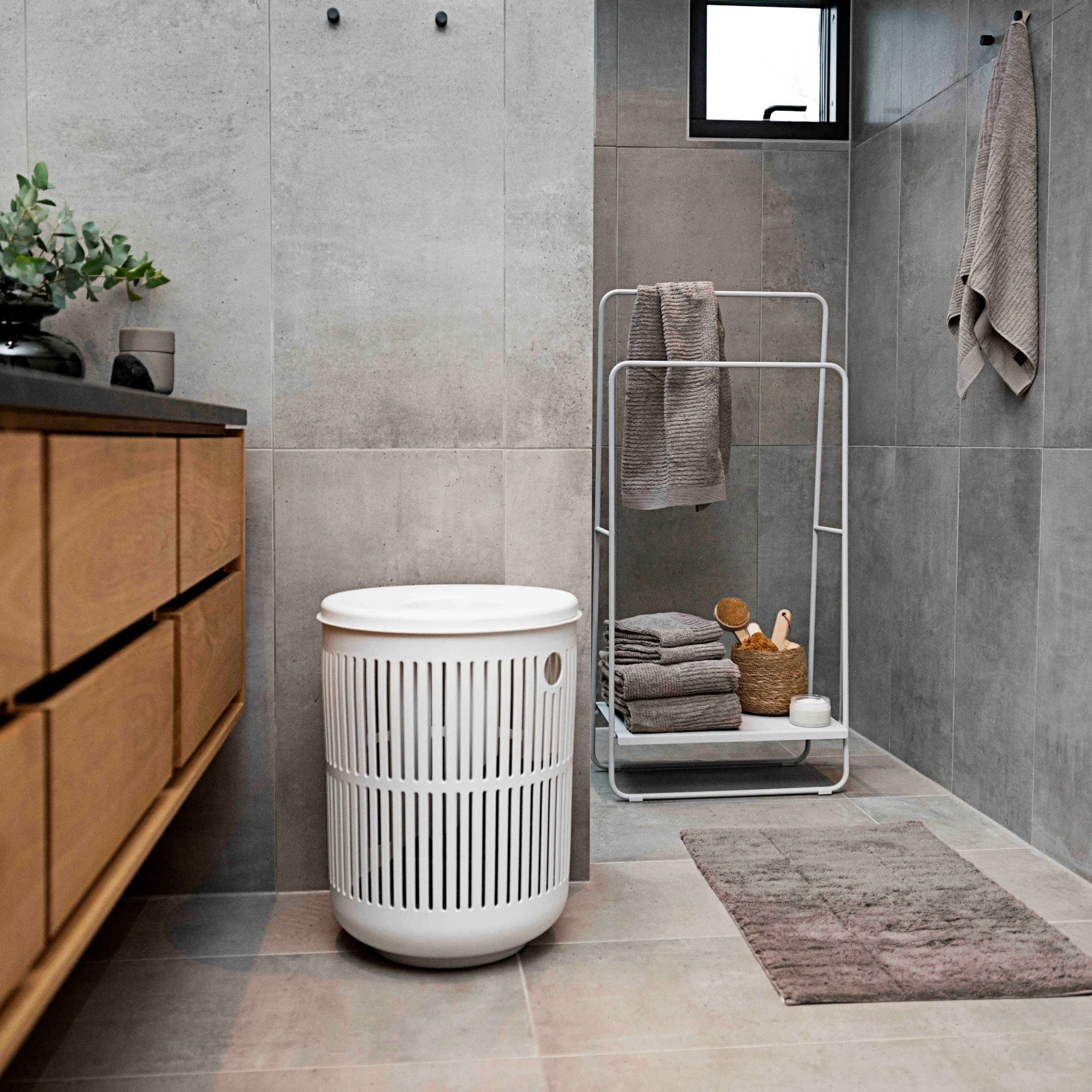 ZONE DENMARK Ume Laundry Basket 60L w/Lid, White