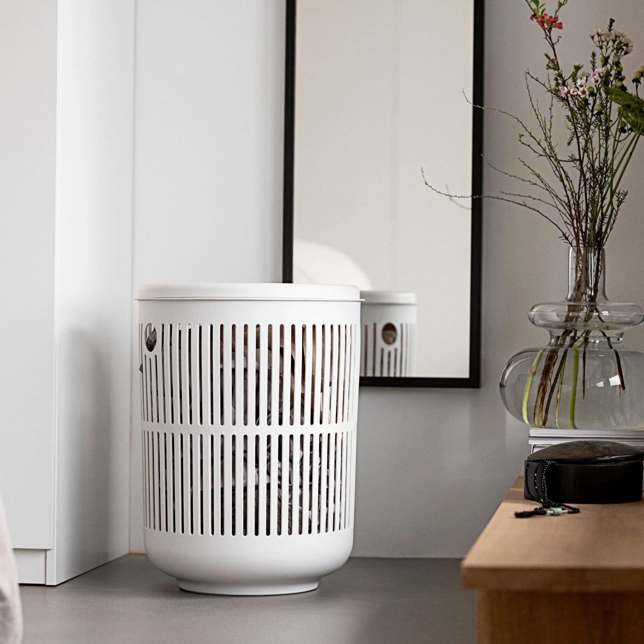 ZONE DENMARK Ume Laundry Basket 60L w/Lid, White