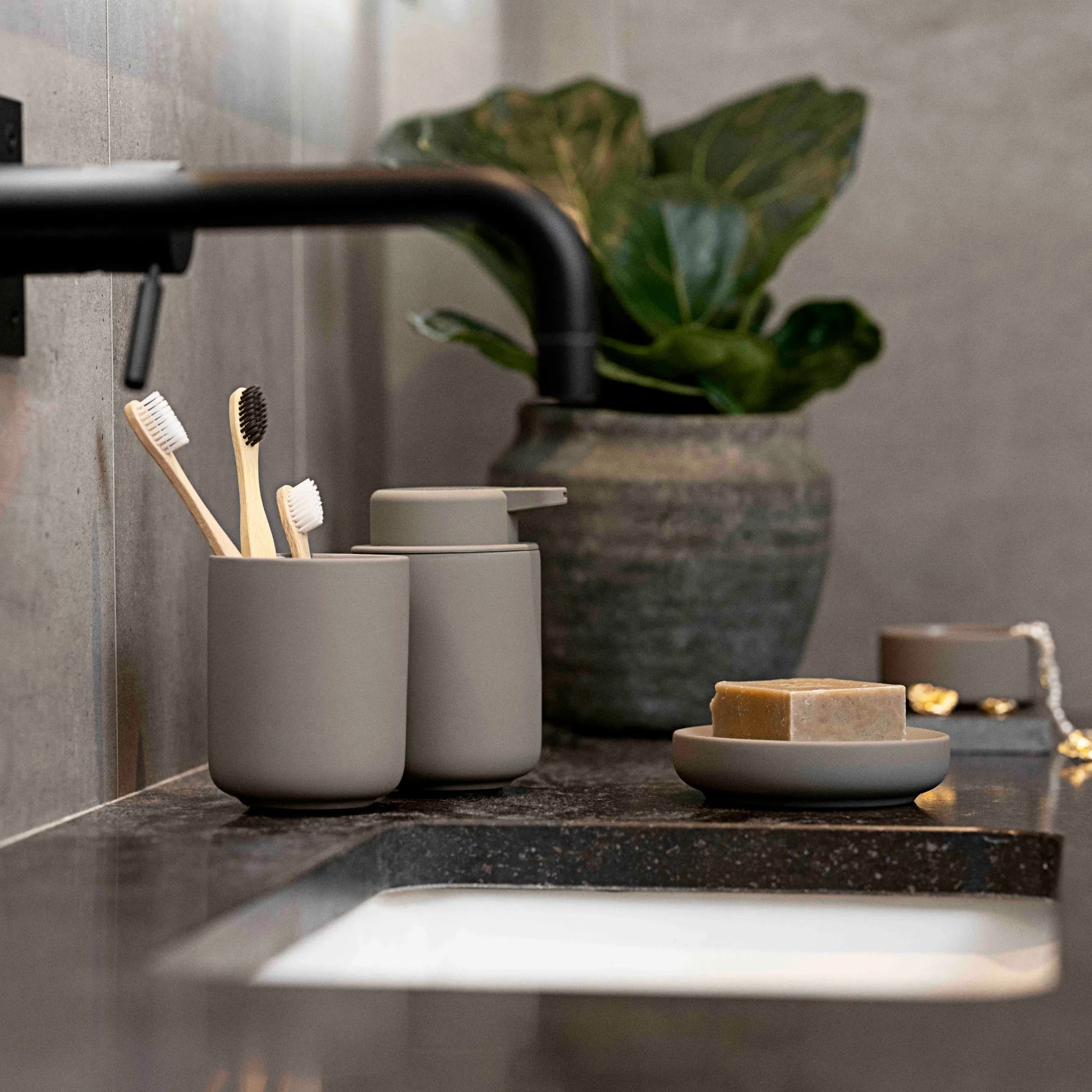 ZONE DENMARK Ume Tumbler/Toothbrush Mug, Taupe